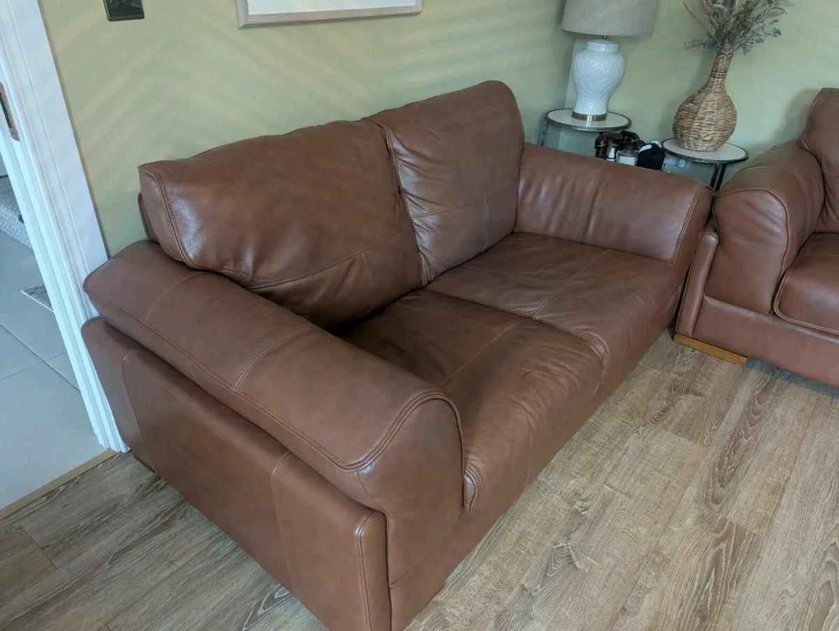 2 Piece Leather Sofa - Image 2