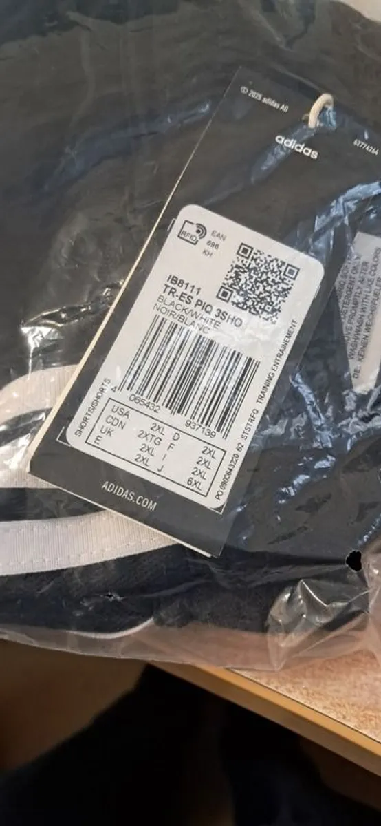 Addidas Shorts - Image 3