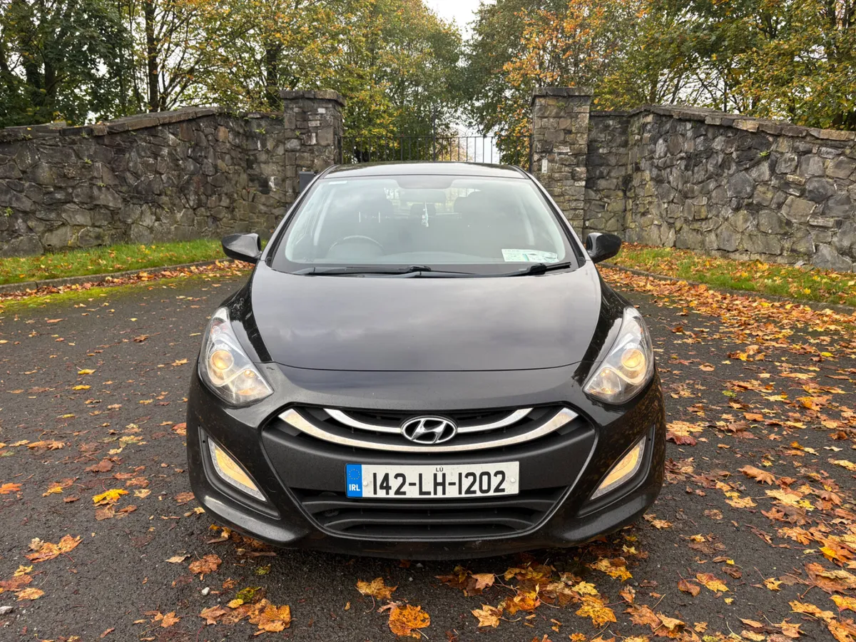 Hyundai i30 2014 Diesel Automatic JUST NCTd - Image 2