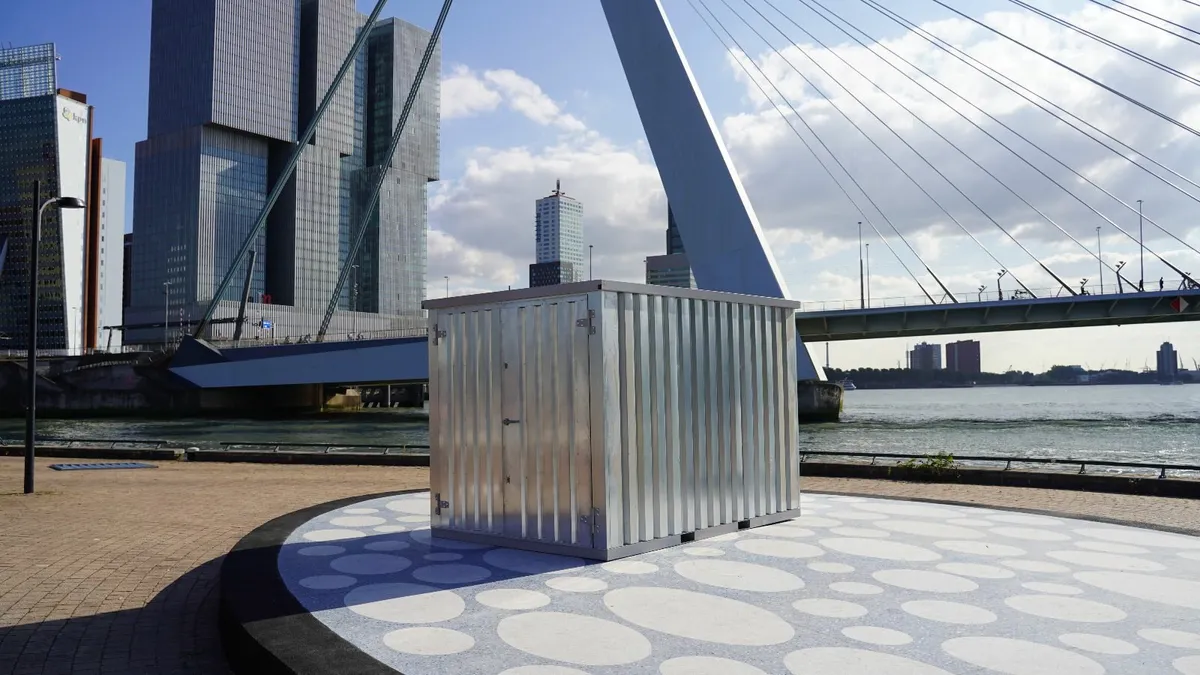 Outdoor Galvanized Storage Cabin – Low Maintenance - Image 3