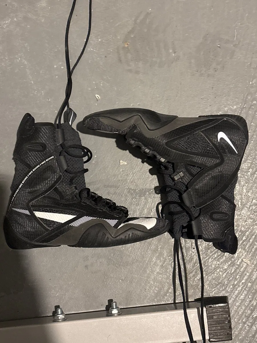 Boxing boots - Image 1