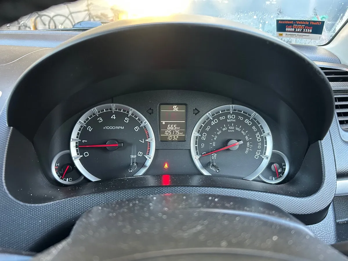 Suzuki Swift /2014 petrol manual ❗️Brand new nct - Image 4