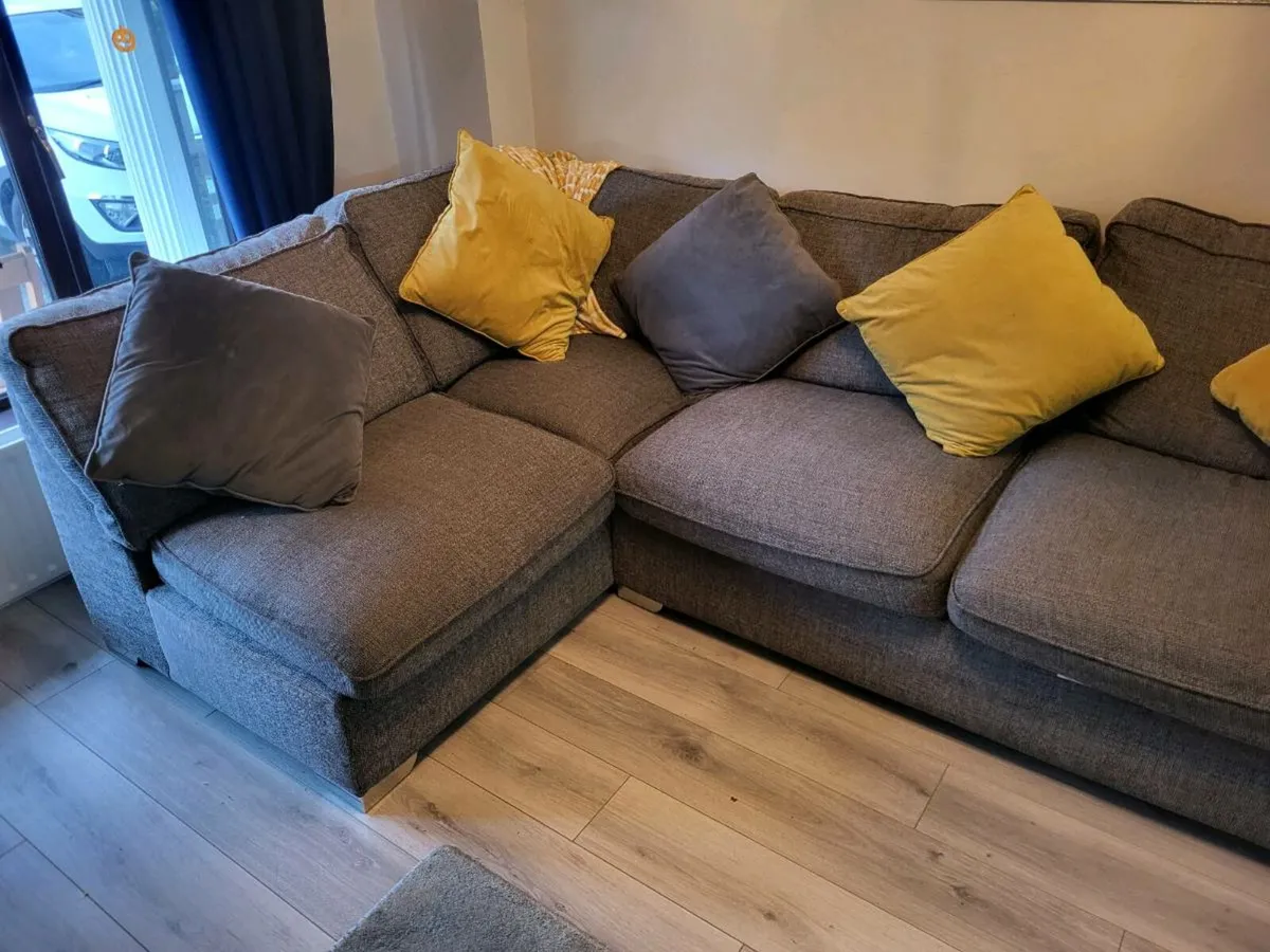 Corner sofa with footstool - Image 2
