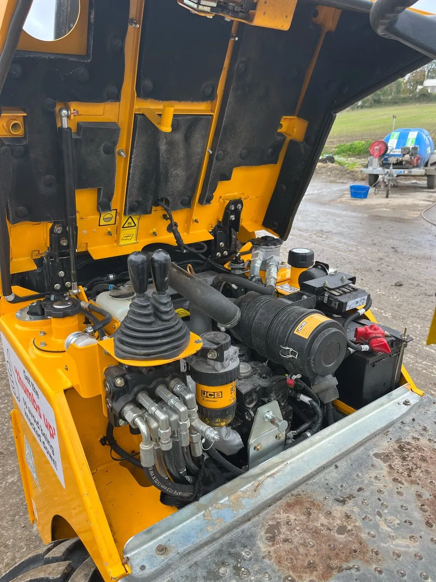 JCB 1T Dumper Hi-Tip - Image 2