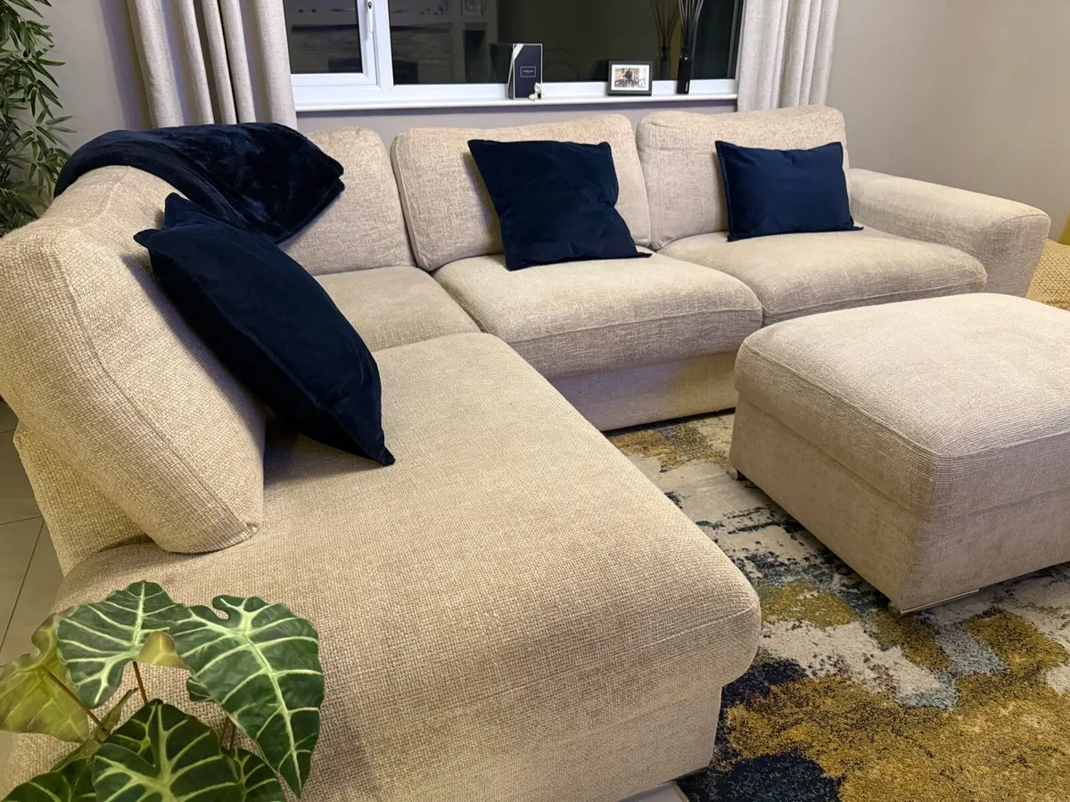 Corner Suite, 2 Seater Sofas and Kitchen Table - Image 1