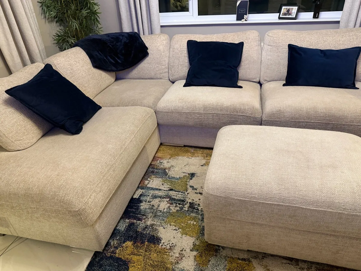 Corner Suite, 2 Seater Sofas and Kitchen Table - Image 2