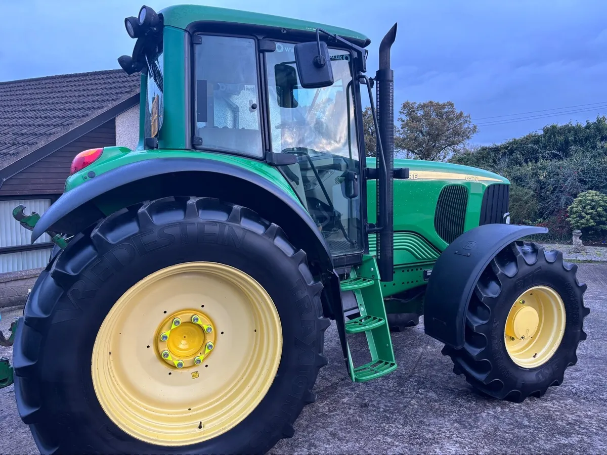 2004,JOHN DEERE 6520 PREMIUM MINT - Image 4