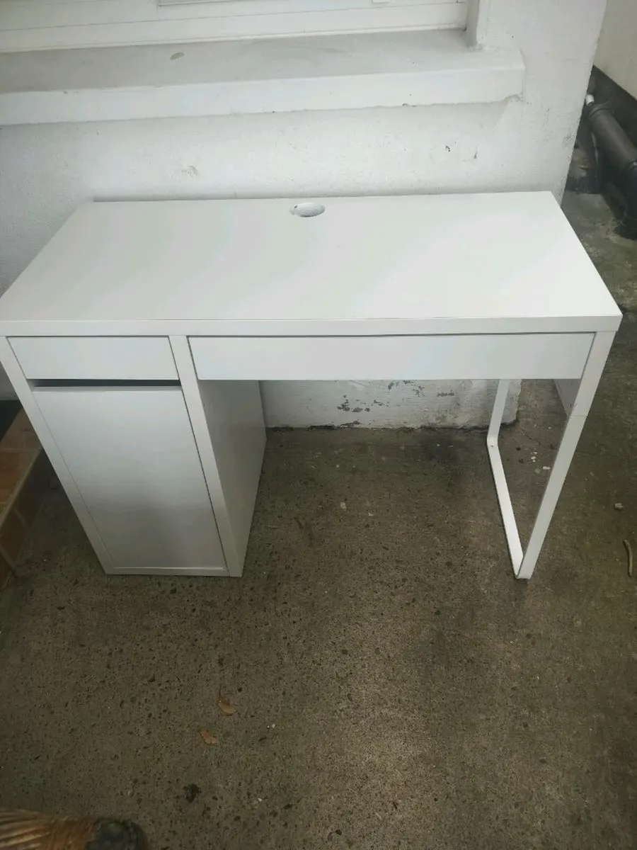 Desk Micke - Image 1