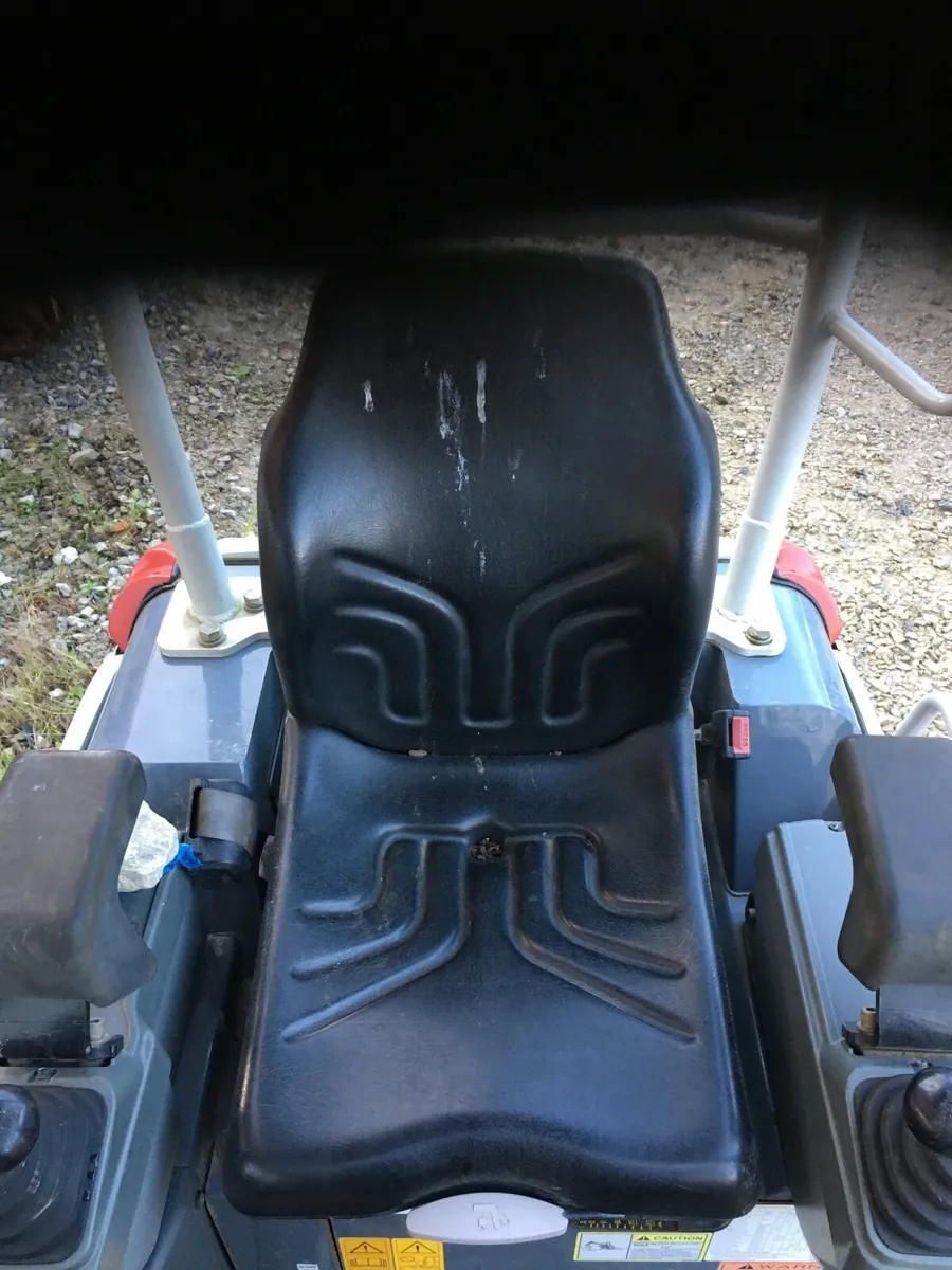 Mini digger - Image 3