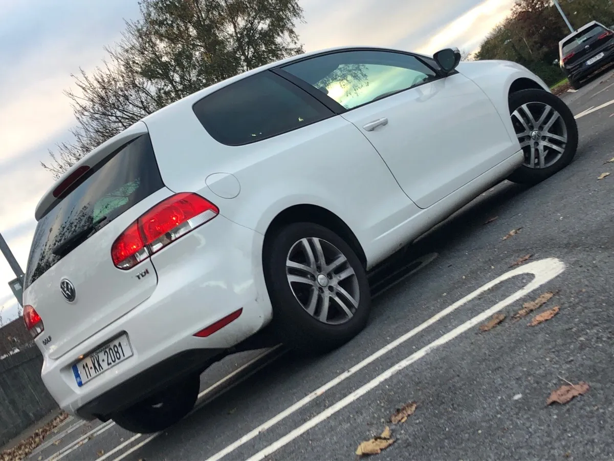 11 GOLF TDI 1,6 ,BRAND NEW NCT - Image 2