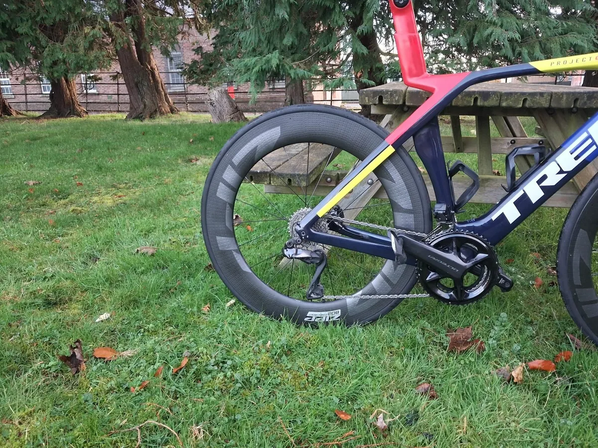 Trek Madone SLR 7 - Image 3