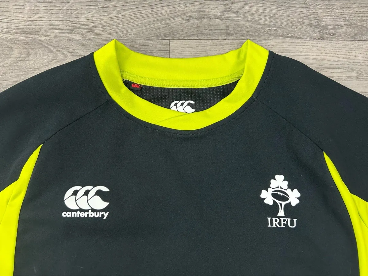 Canterbury Ireland Rugby Sweatshirt Mens Medium - Image 3