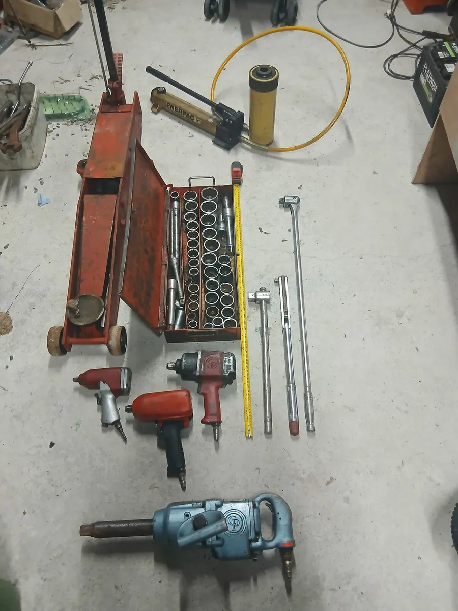 Heavy duty mechanic tools Vintage socket set - Image 1