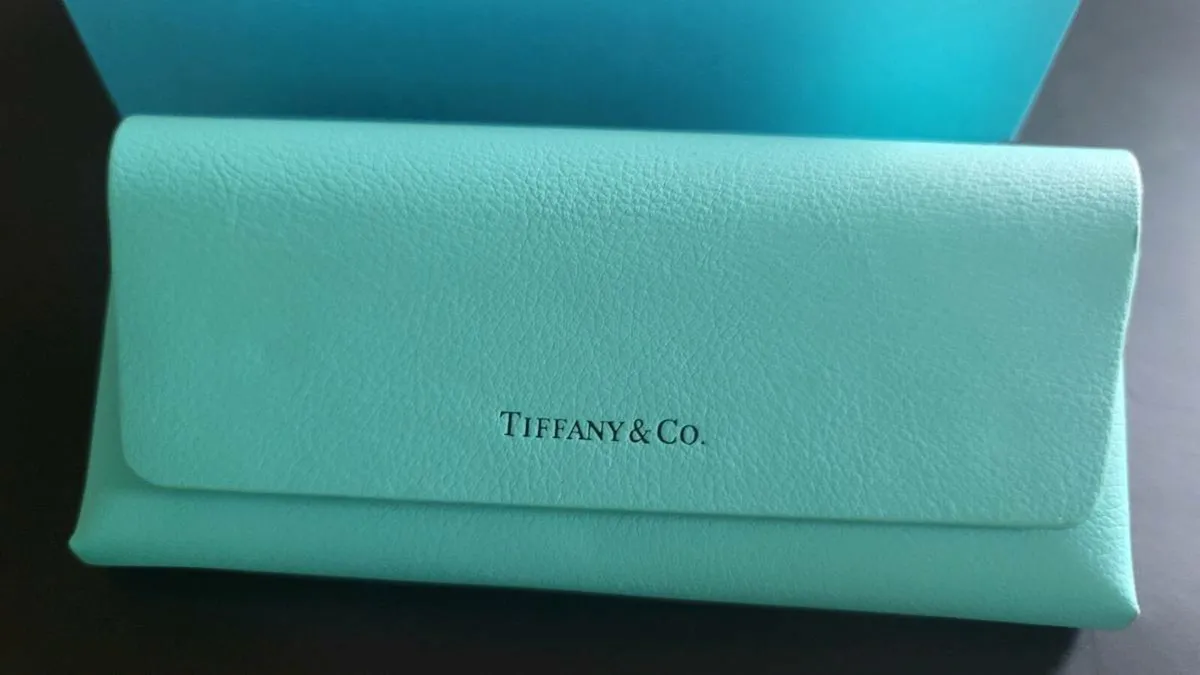 Tiffany & Co Infinity Loop with Swarovski Sunglass - Image 2