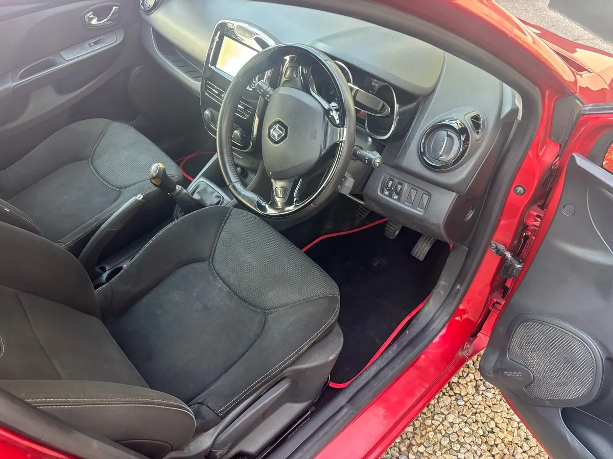 131 Renault Clio 1.2 - Image 2