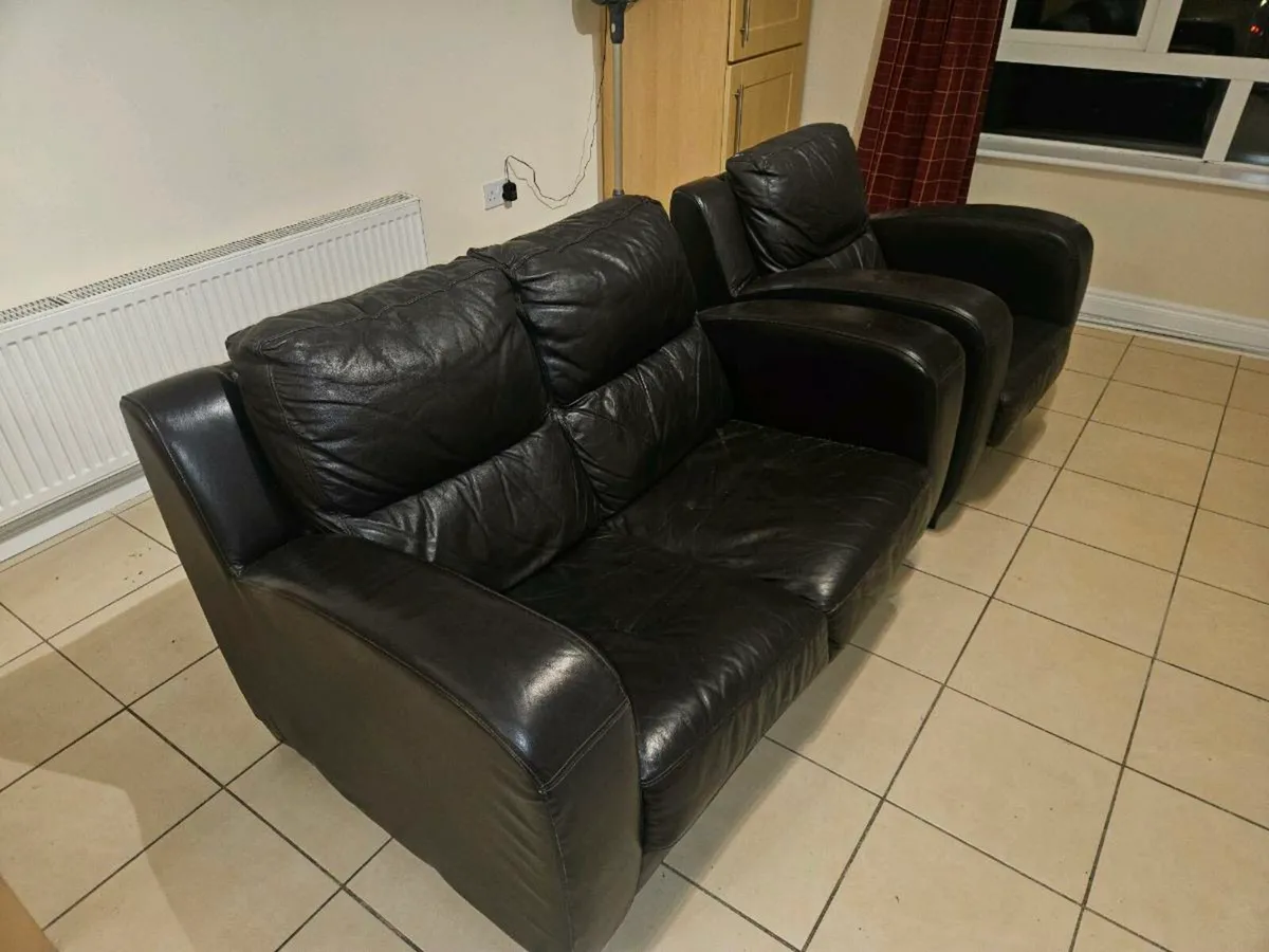 2+1 leatherette suite - Image 1