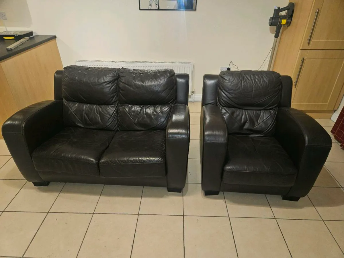 2+1 leatherette suite - Image 3