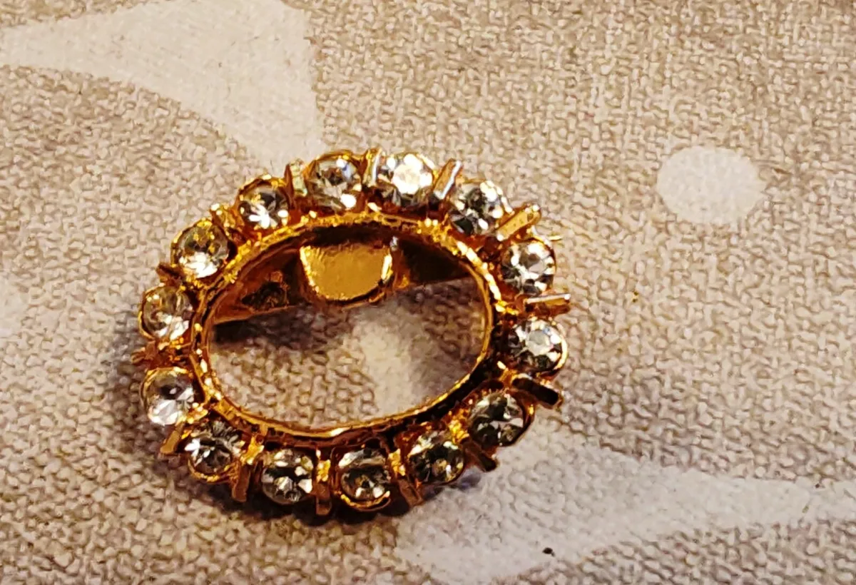 Retro brooch - Image 2