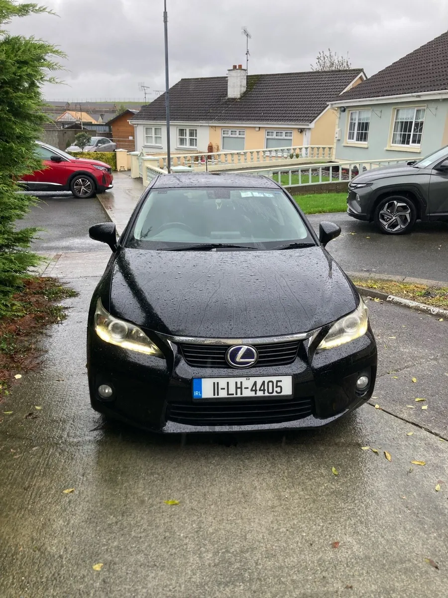 Lexus CT200h €5700 ONO Quick Sale - Image 1