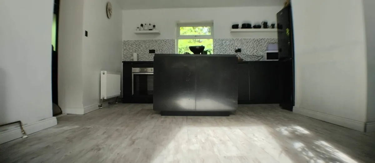 Detached House for rent - Image 3