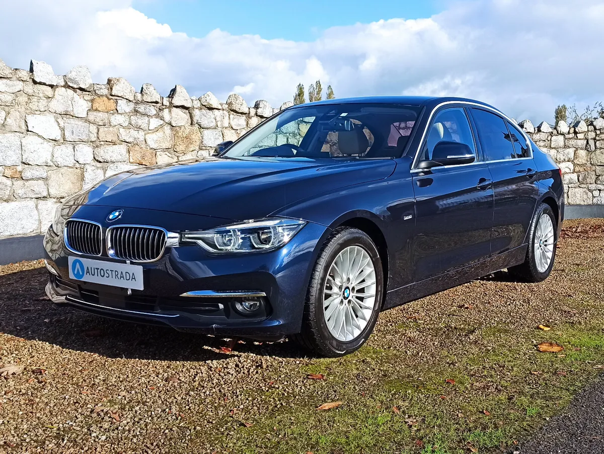 2016 BMW LCI 320d Luxury • Beige Leather - Image 3