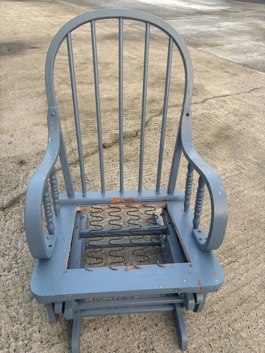Rocking chair - Image 2