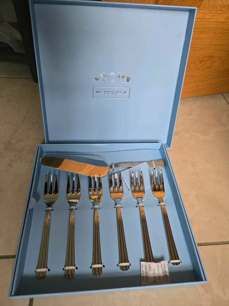 Newbridge Pastry set - Image 1
