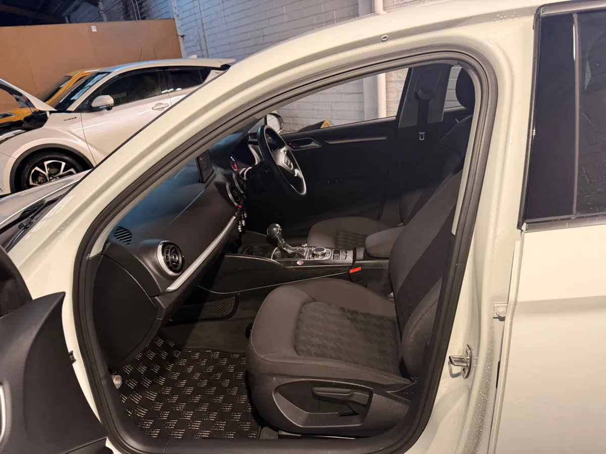 AUDI A3 AUTOMATIC 2016(162) 1.4 TFSI - Image 4