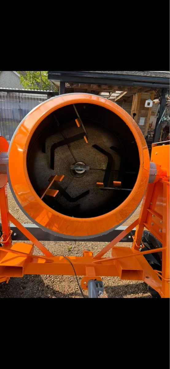Cement mixer - Image 4
