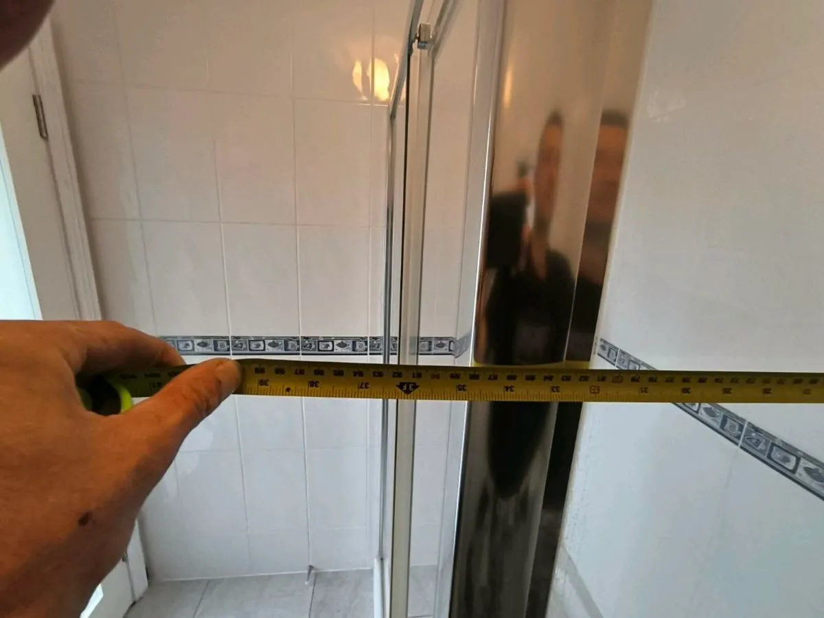 Sanitary facilities - Image 3