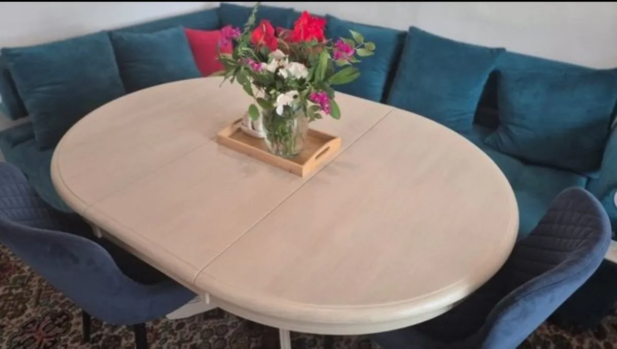 Oak Table - Image 1