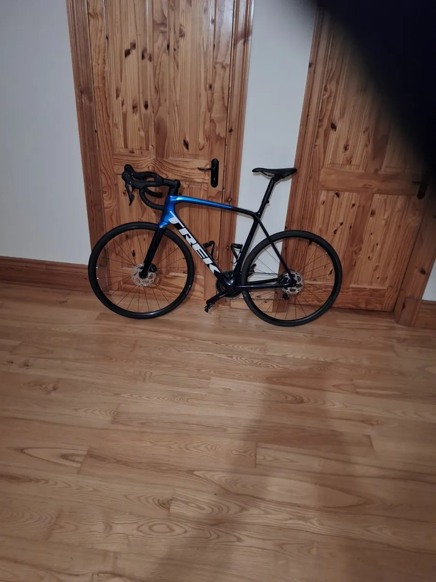 Trek Emonda Road bike - Image 1