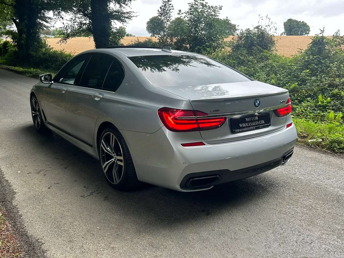 172 BMW 740D M SPORT MASSIVE SPECIFICATION - Image 3