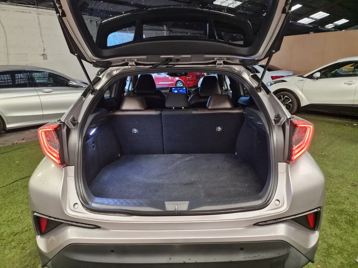 Toyota CH-R 2017 self charging hybrid - Image 2