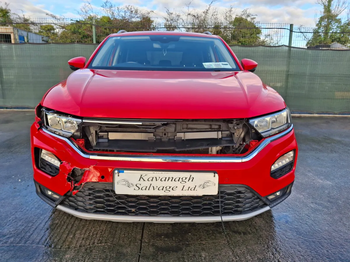 2018 Vw T-Roc  Very Light Damage - Image 3