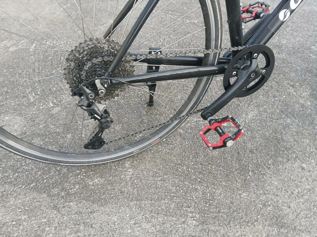 Hybrid Bicycle - Image 1