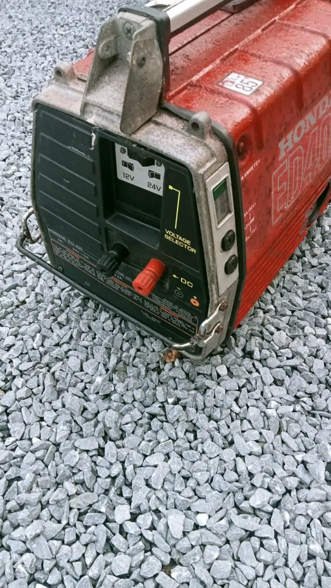 Honda Suitcase generator - Image 2
