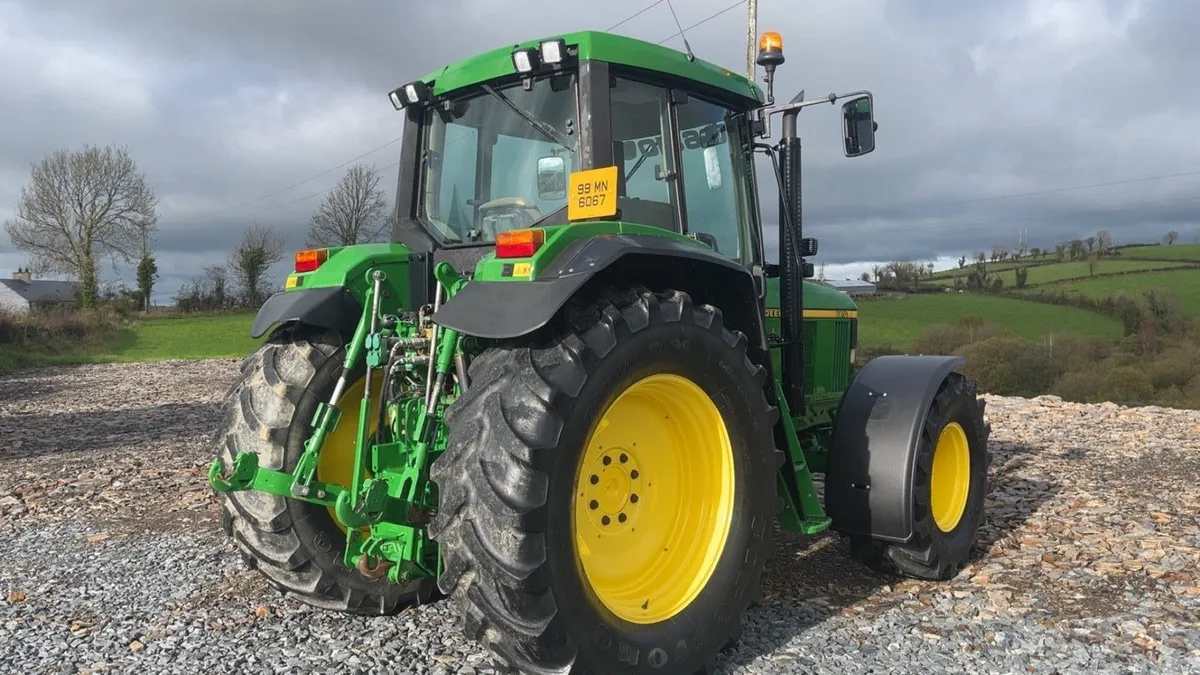 John Deere 6810 - Image 4
