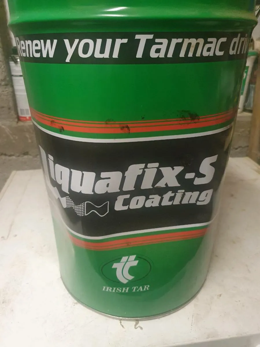 Tarmac paint + thinners - Image 1