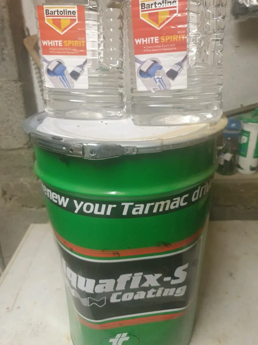 Tarmac paint + thinners - Image 2