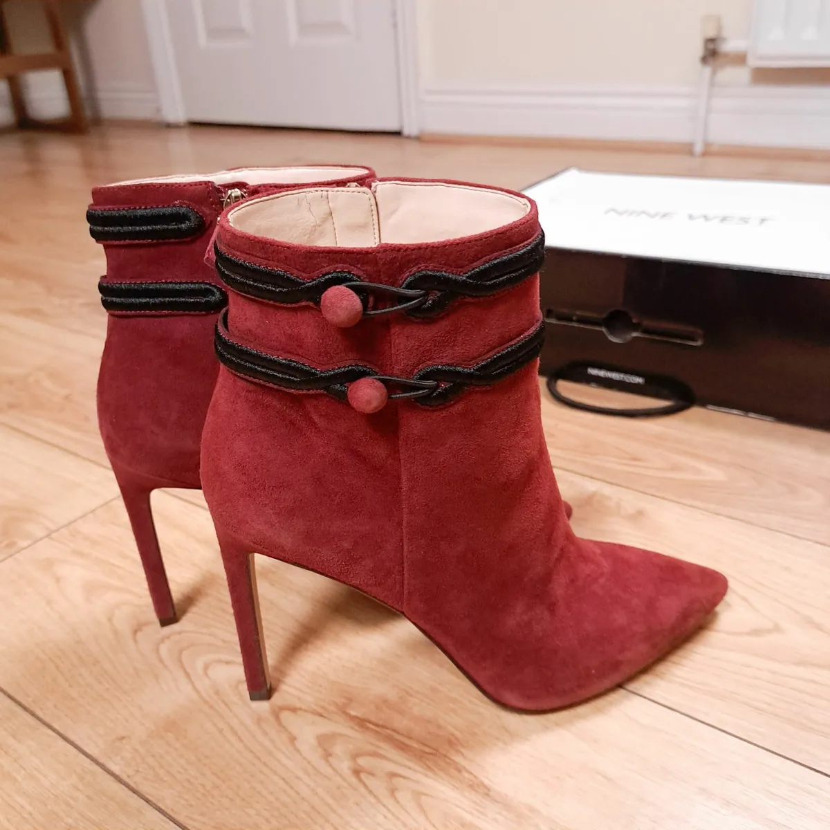 Nine West Red Suede Ankle Boots 5.5UK/38.5EU - Image 3