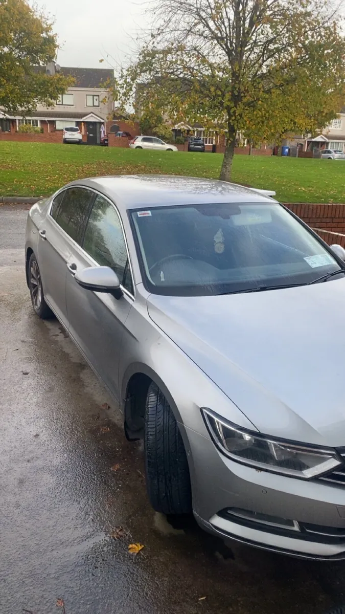 Volkswagen Passat 2016 - Image 3
