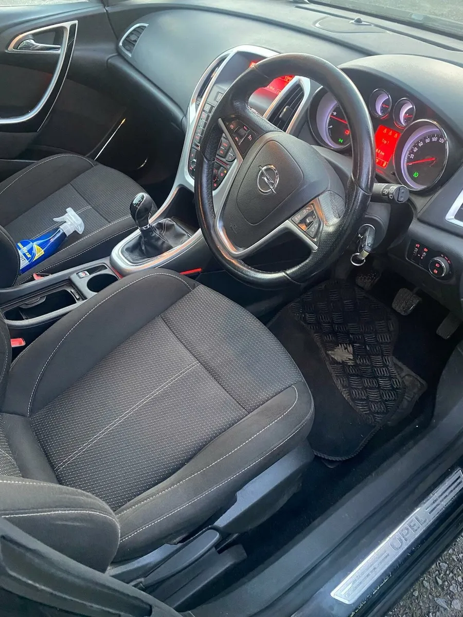 Opel Astra SRI - Image 4