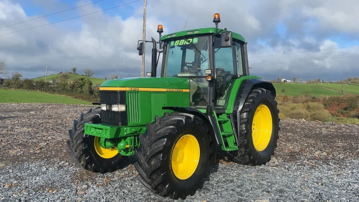 John Deere 6810 - Image 1