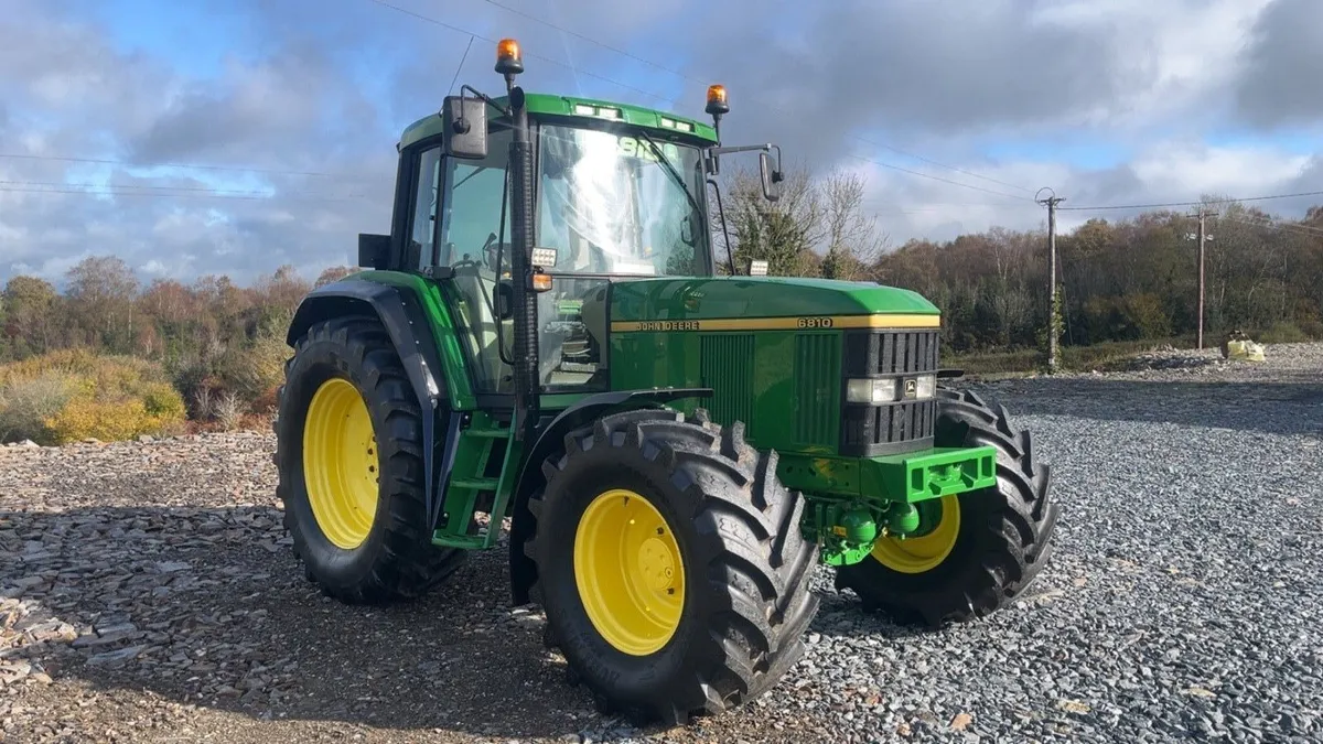 John Deere 6810 - Image 2