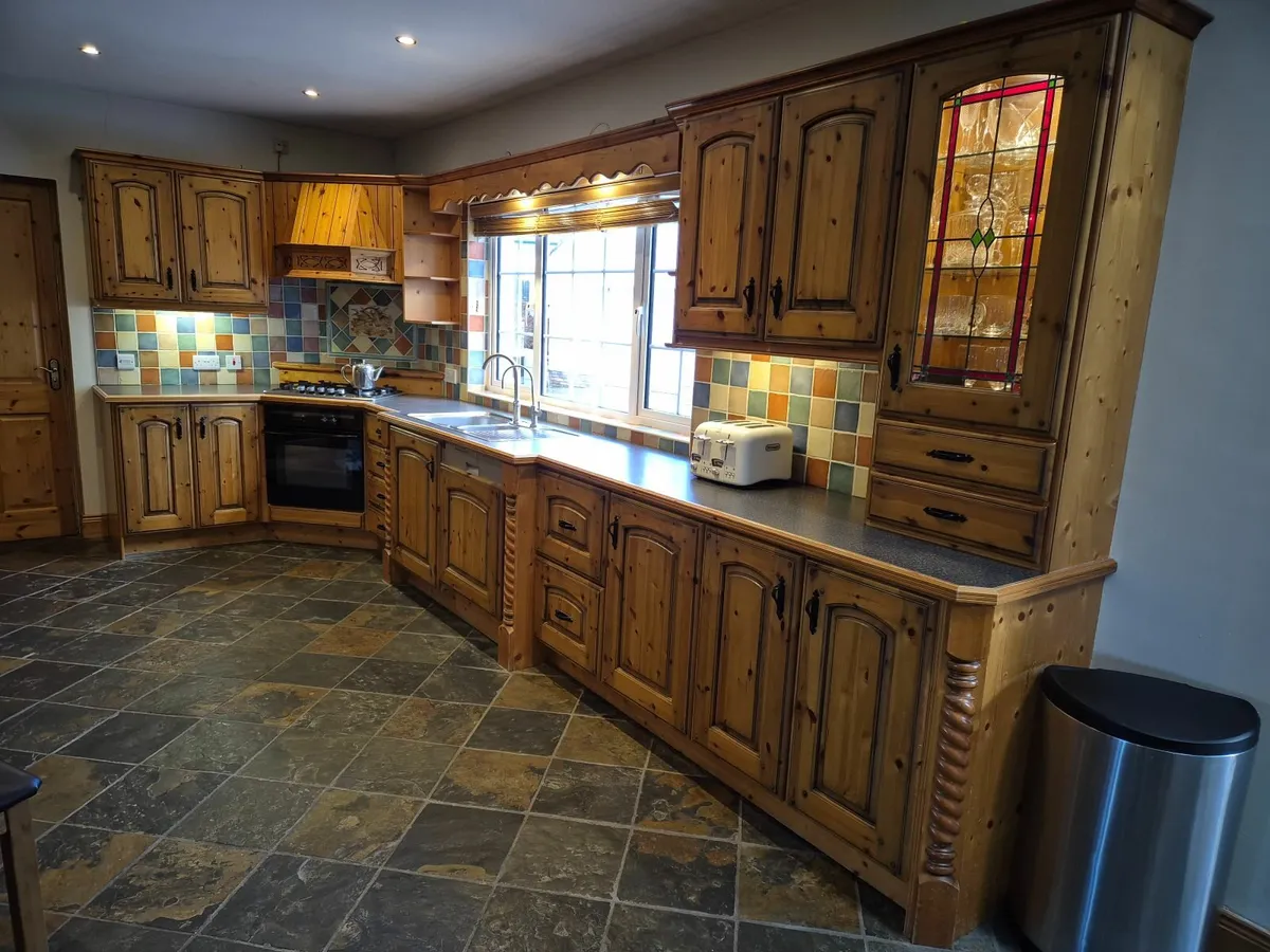 Solid wood Kitchen - Image 1