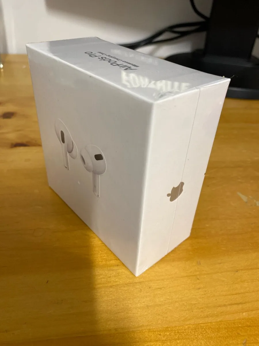Apple AirPod pro - Image 1