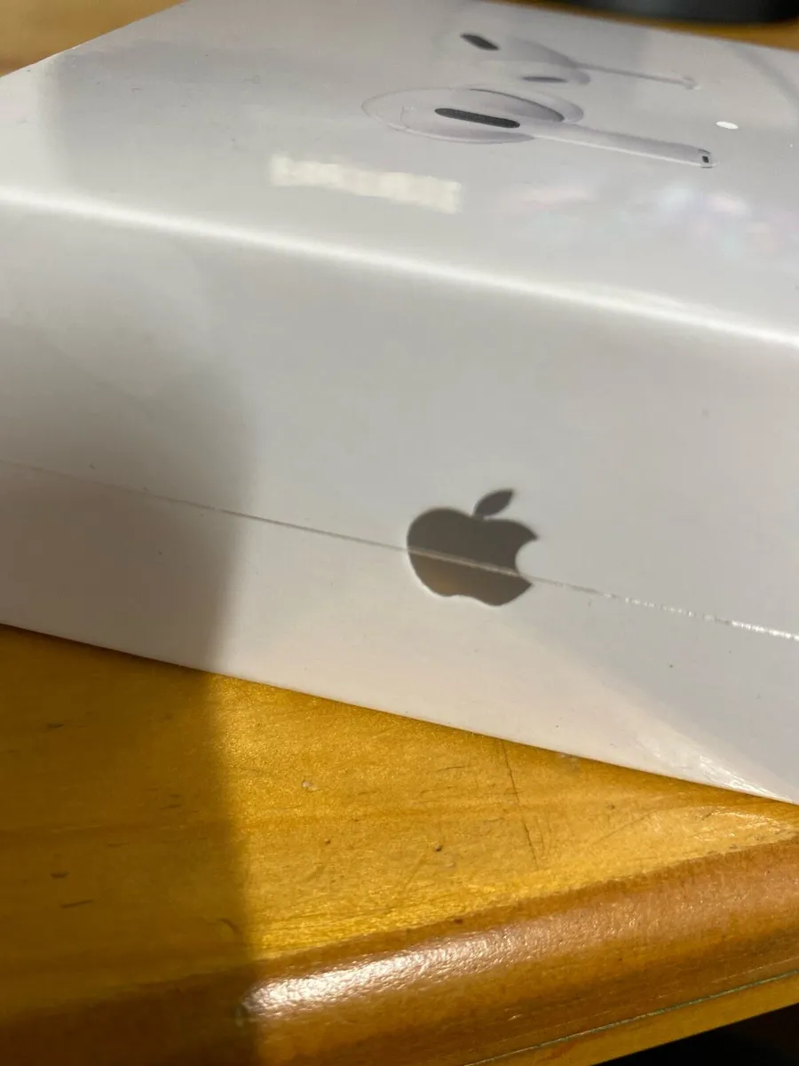 Apple AirPod pro - Image 2