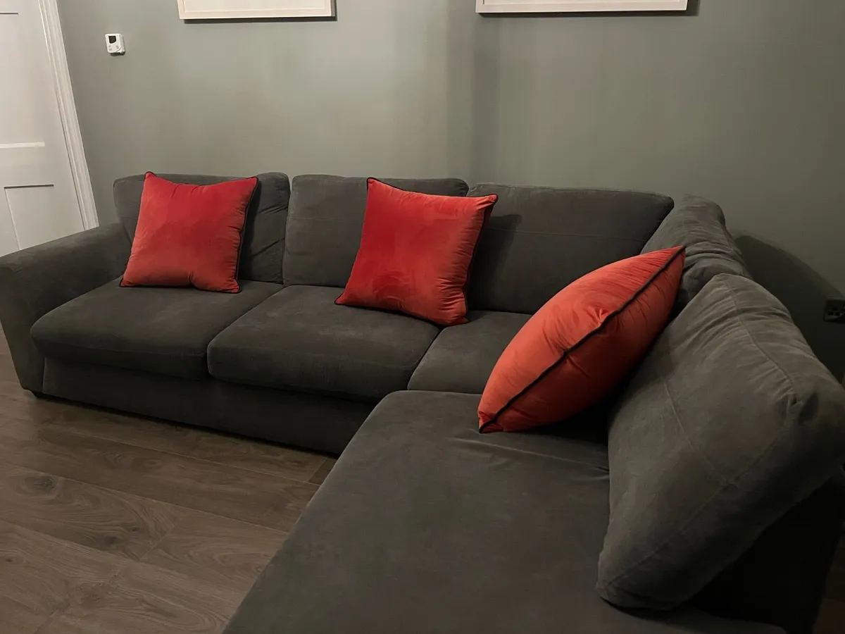 Corner Sofa - Image 1