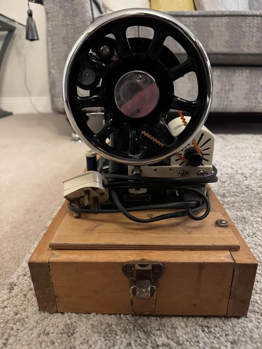 Electric Sewing Machine - Image 2